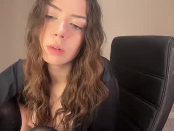 kr3amykay's chat room