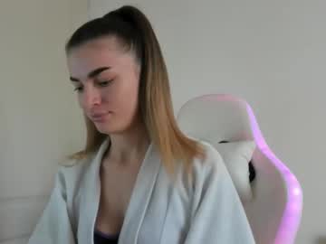 adventurina's chat room