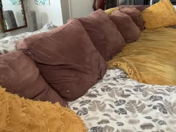 queenpeachz's chat room