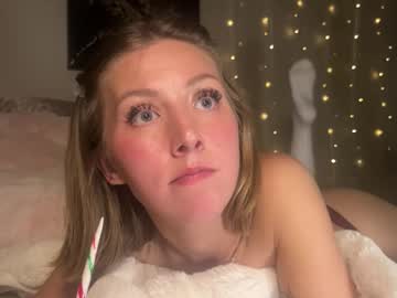 abbienextdoor's chat room