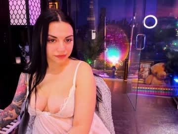 alma_pearl's chat room