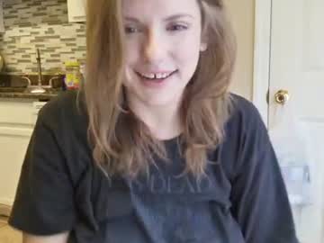 tinywithtiddies's chat room