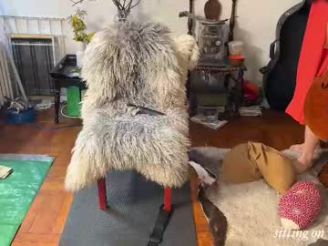 chiloschista's chat room