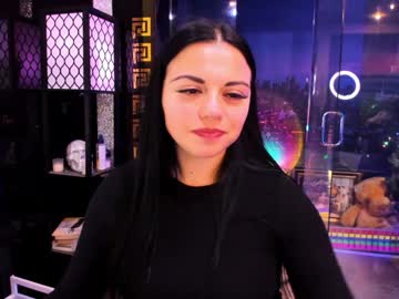 alma_pearl's chat room