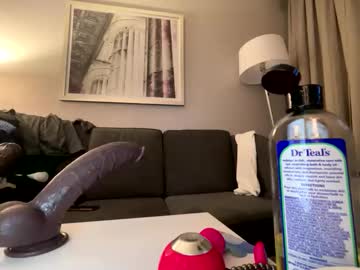 candyclaws05's chat room