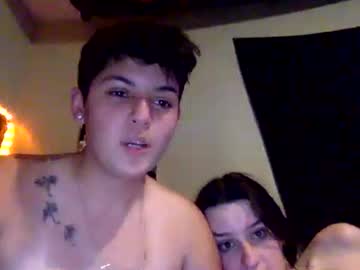 skinnyangel21's chat room