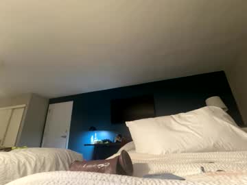 candyclaws05's chat room