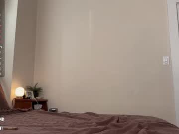 lazylittlething's chat room