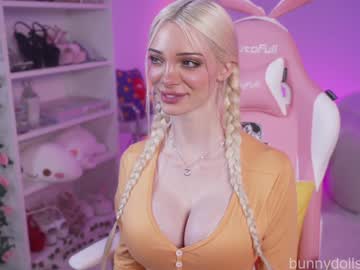 bunnydollstella's chat room