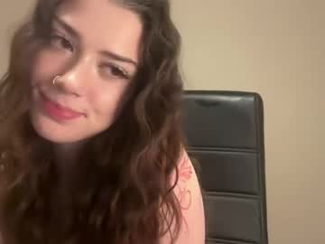 kr3amykay's chat room