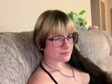 irissweets's chat room