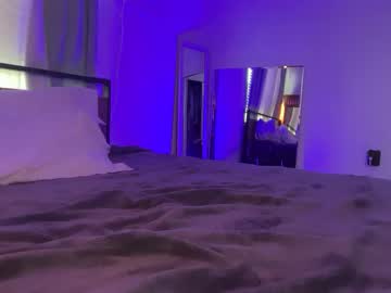 little_lies's chat room