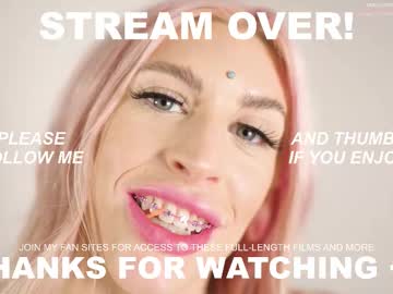 saintjade's chat room