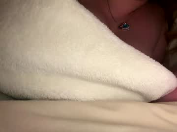 x_dreamgirl_x's chat room