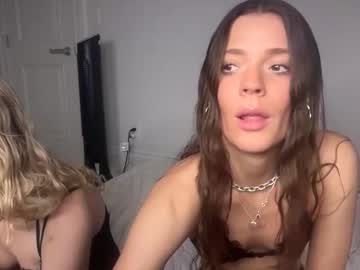 miamoorexo's chat room