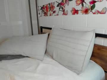 carliescott_meow's chat room