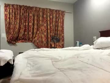 kibrombariu45's chat room