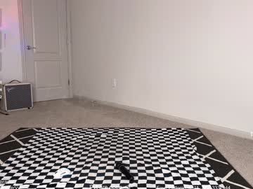 petitebrat's chat room