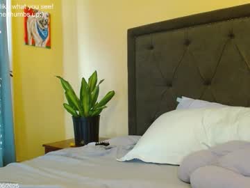 skybella_'s chat room