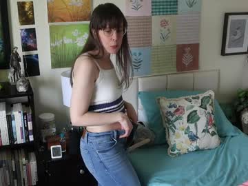 ellynaomi's chat room