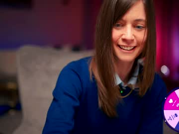 newchloe18's chat room