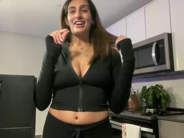 camiliakxoxo's chat room