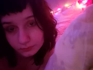 missmacabre666's chat room