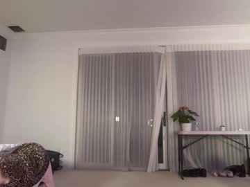 kendallmonroee's chat room