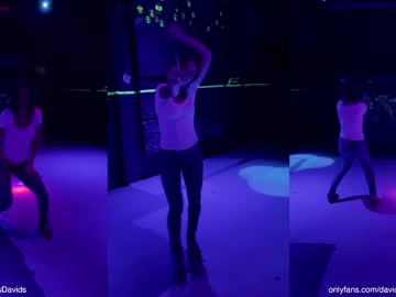 davids_angelsxxx's chat room