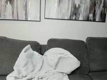 lisaloves6ix9's chat room