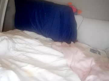 kaylaelizabeth97's chat room