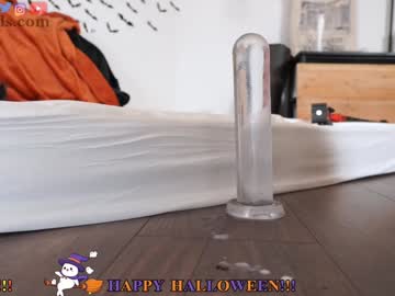 serareads's chat room