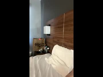 deepthroatqueen33's chat room