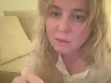 hollybbgxx's chat room