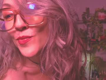 sunnie_dayz's chat room