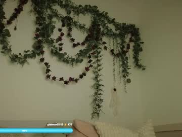 emilyalexa's chat room