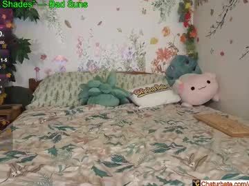 aliceriverscam's chat room