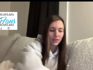 laylahlaylah1's chat room