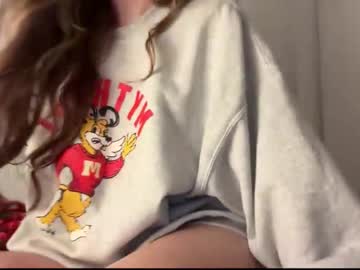 fantasyella's chat room