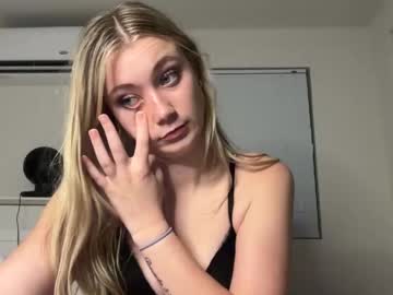 lanademira's chat room