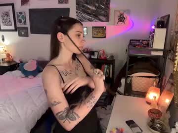 hannahtaylorr's chat room