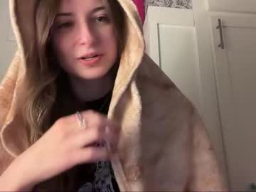 fantasyella's chat room