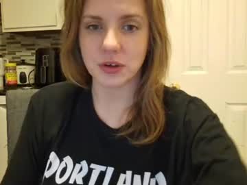 tinywithtiddies's chat room