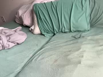 kristicutiez's chat room