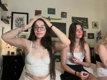 hannahtaylorr's chat room