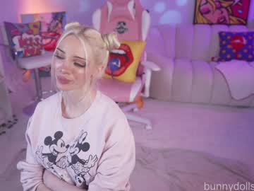 bunnydollstella's chat room