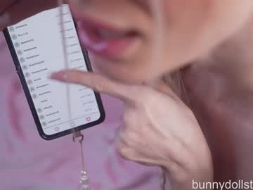 bunnydollstella's chat room