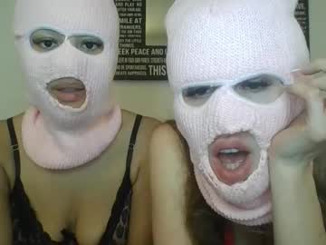 twogirlslove's chat room