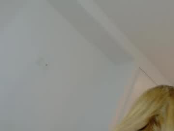 ohmysweetkitty's chat room