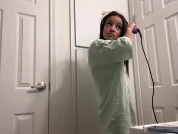 briannay0unggg's chat room